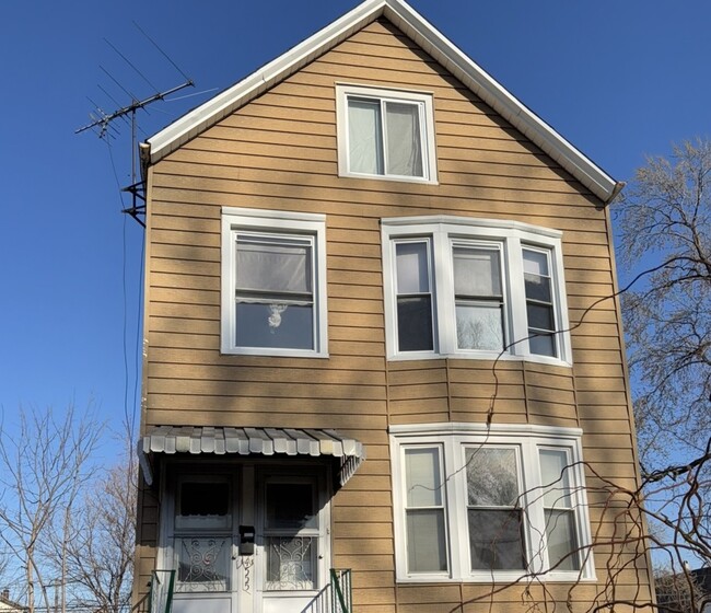 4555 S Francisco Ave in Chicago, IL - Building Photo - Building Photo