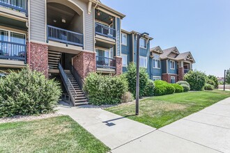 2133 Krisron Rd in Fort Collins, CO - Foto de edificio - Building Photo