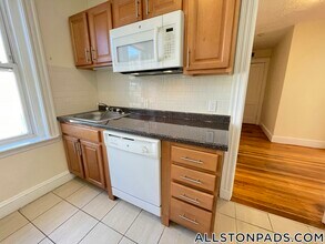 5 Barrows St, Unit 6 in Boston, MA - Building Photo - Building Photo