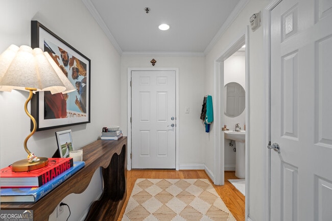 50 Biscayne Dr NW in Atlanta, GA - Building Photo - Building Photo