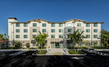 Georgian Gardens-55+ Senior Living in West Palm Beach, FL - Building Photo - Building Photo