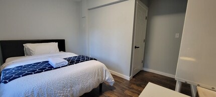 19925 Wallingford Ave N in Shoreline, WA - Foto de edificio - Building Photo