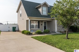 212 Applewood Ln in Elizabethtown, KY - Building Photo - Building Photo