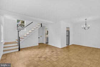 1637 Preston Rd in Alexandria, VA - Building Photo - Building Photo
