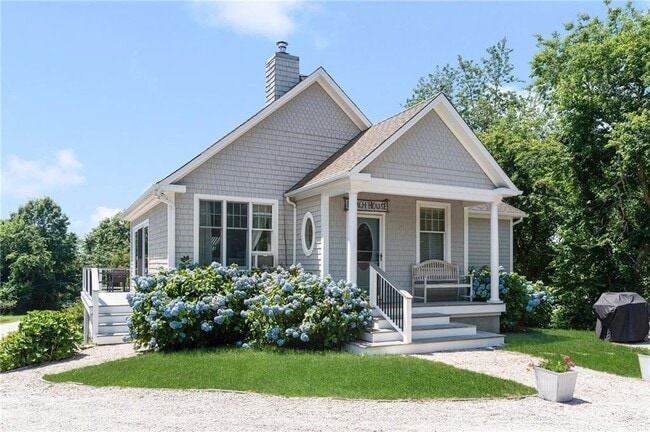 790 Green Hill Beach Rd in South Kingstown, RI - Building Photo - Building Photo