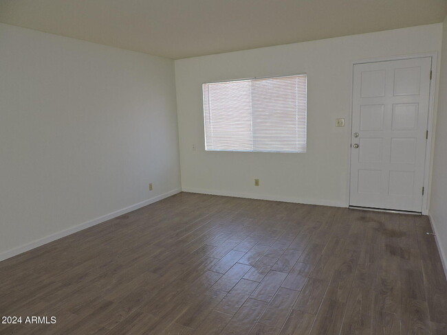 2307 E Concorda Dr in Tempe, AZ - Building Photo - Building Photo