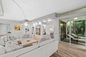 17629 Ashbourne Ln in Boca Raton, FL - Building Photo - Building Photo