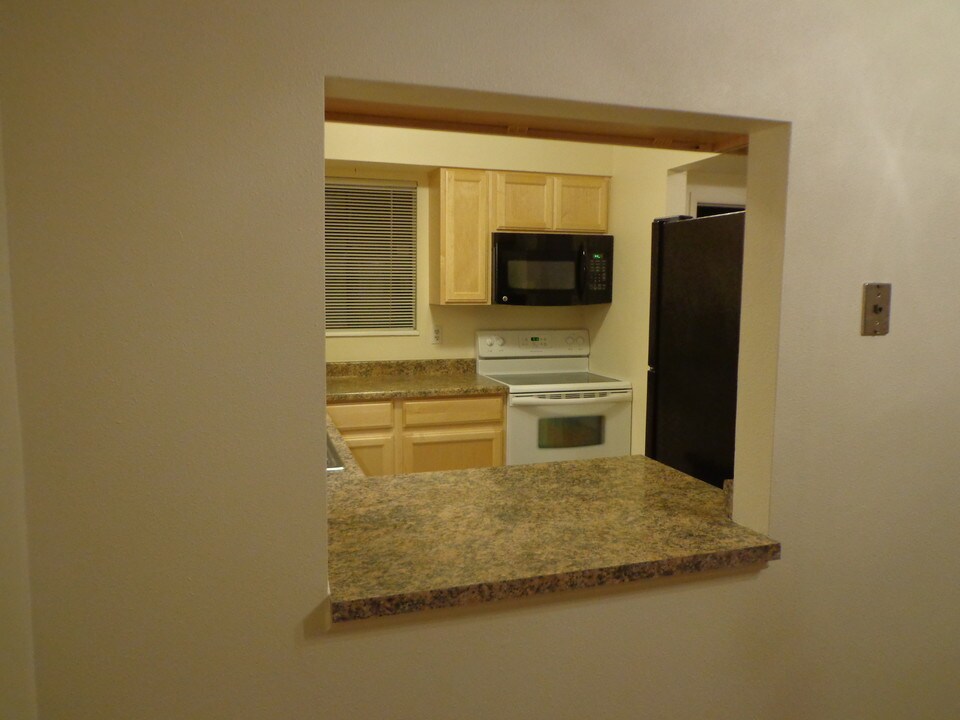 1625 W Elizabeth St-Unit -F4 in Fort Collins, CO - Building Photo