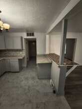 1127 Montrose Ave in Toledo, OH - Building Photo - Building Photo