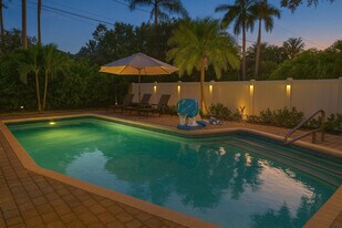 1300 SW 17th St in Fort Lauderdale, FL - Building Photo