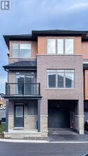 61-61 Soho St in Hamilton, ON - Building Photo - Building Photo