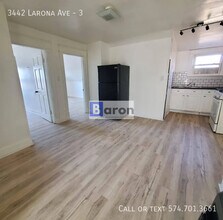 3442 Larona Ave in Cincinnati, OH - Foto de edificio - Building Photo