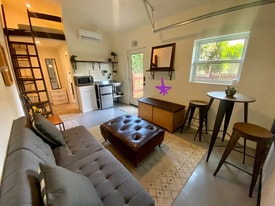 71 Comstock Dr in Ventura, CA - Building Photo