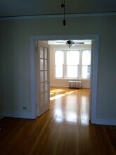 829 Dobson St in Evanston, IL - Building Photo - Building Photo