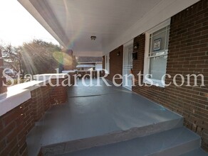 1229 Oakland Terrace SW in Atlanta, GA - Building Photo - Building Photo