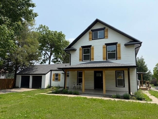 property at 3210 S 48th St
