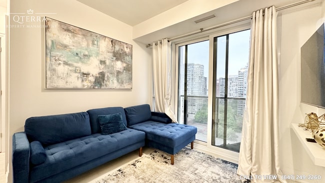 36 Elm Dr W in Mississauga, ON - Building Photo - Building Photo