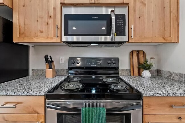 37-39 S Drifter Loop in Nampa, ID - Building Photo - Building Photo