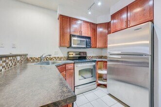 7322 Rainier Ave S in Seattle, WA - Building Photo - Building Photo