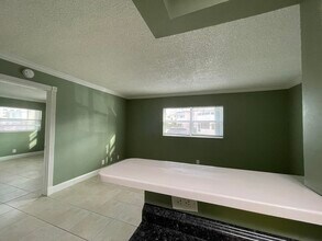 306 E Ocean Ave in Boynton Beach, FL - Foto de edificio - Building Photo
