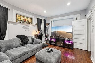 30 Sheffield St in Jersey City, NJ - Foto de edificio - Building Photo