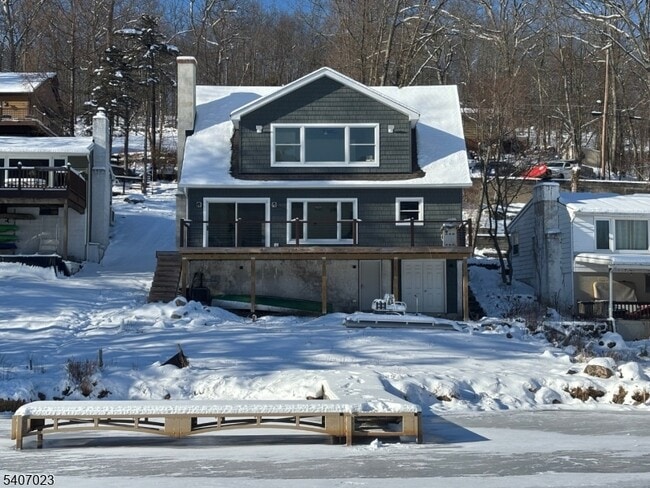 property at 41 W Shore Trail