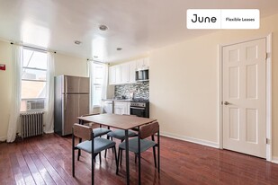 29 Fayette St in New York, NY - Building Photo