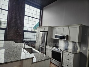 324 Allen St in West Hazleton, PA - Building Photo - Building Photo