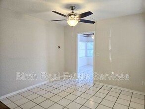 1222 S Franklin Cir in Clearwater, FL - Building Photo - Building Photo