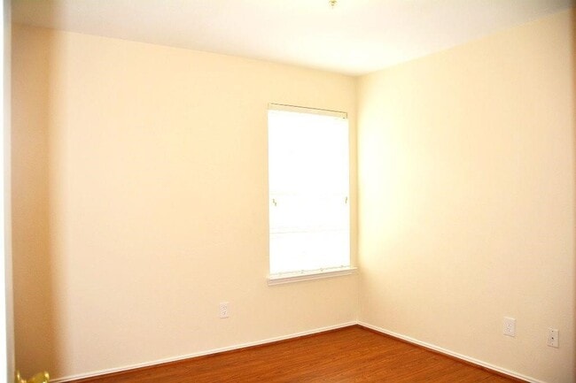 property at 10011 NW Park Pl Dr