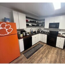 220 Campus Dr in Central, SC - Building Photo - Building Photo