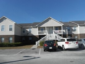 350 Beverly St in Hinesville, GA - Building Photo