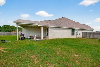 6331 Feverfew Trail in Crosby, TX - Foto de edificio - Building Photo
