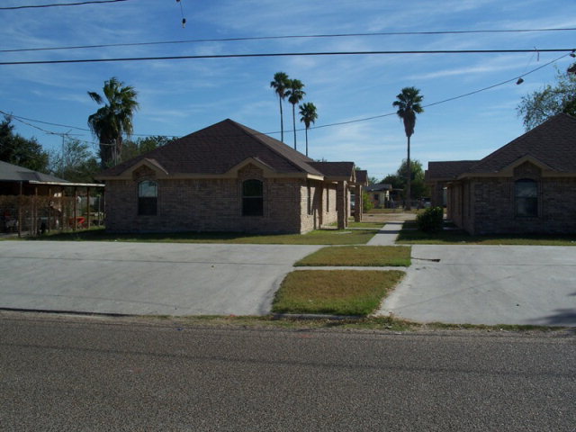 218 Delaware St in Alton, TX - Building Photo - Building Photo