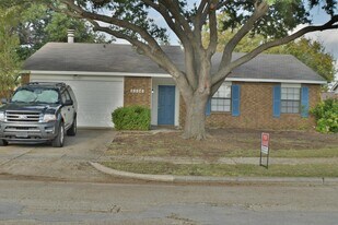 5556 Ragan Dr in The Colony, TX - Building Photo