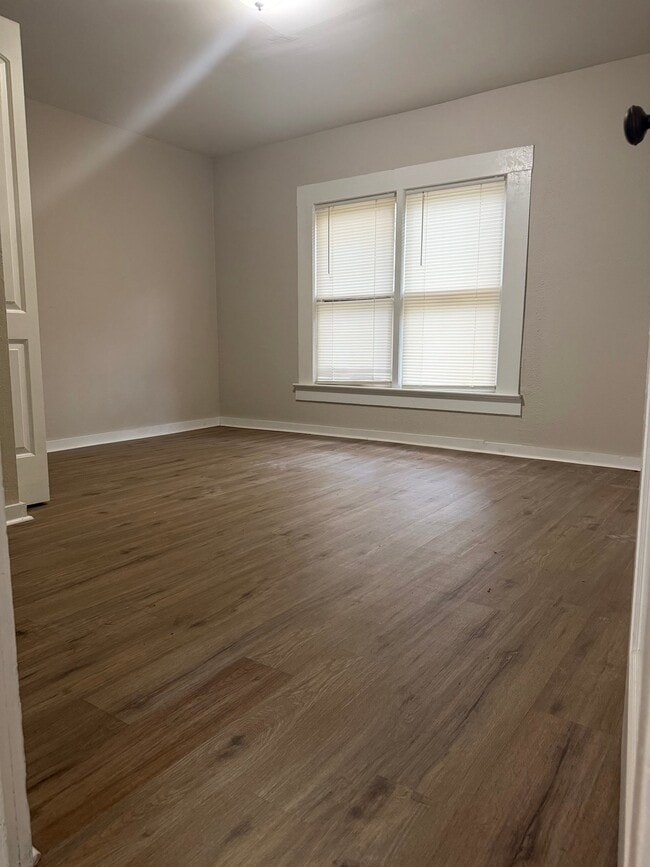 319 NE 13th Terrace in Crystal River, FL - Foto de edificio - Building Photo