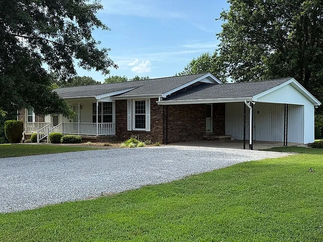 2628 Frank Abernathy Rd in Greenbrier, TN - Building Photo - Building Photo