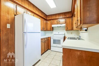 1502 Maple St in Liberty, TX - Building Photo - Building Photo
