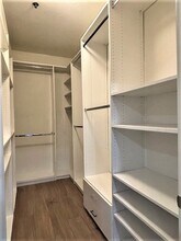 1920 S Beverly Glen Blvd, Unit 104 in Los Angeles, CA - Building Photo - Building Photo