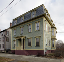 68-70 Dexter St Apartments