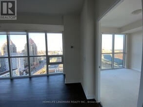 4011-4011 Brickstone Mews in Mississauga, ON - Building Photo - Building Photo