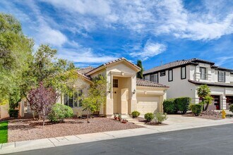 1175 Forum Veneto Dr in Henderson, NV - Building Photo - Building Photo