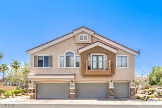 6495 Clara Bow Ave in Las Vegas, NV - Building Photo - Building Photo