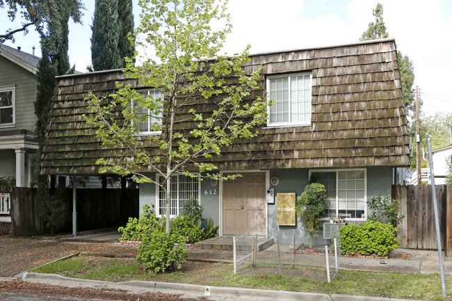 612 18th St in Sacramento, CA - Building Photo - Building Photo