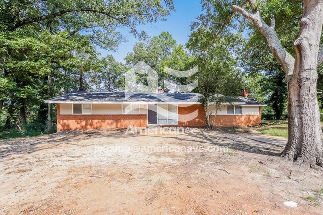 property at 3965 Mosley Dr