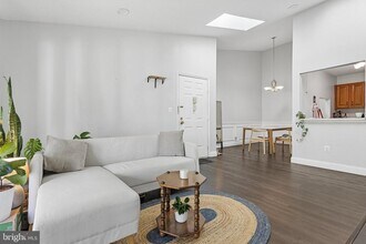 11 Poillon Ct in Lawrence Township, NJ - Building Photo - Building Photo