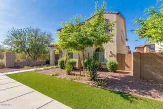 3411 W Hayduk Rd in Phoenix, AZ - Building Photo - Building Photo