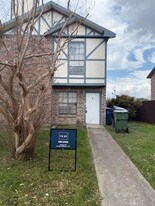 2822 Wimbledon Ct in Garland, TX - Building Photo