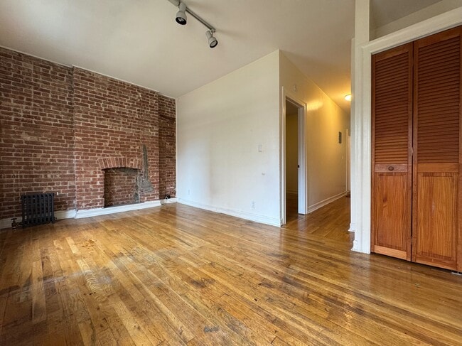 property at 3135 Broadway