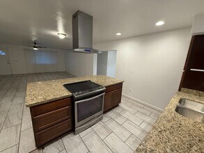 2229 N 58th Dr in Phoenix, AZ - Building Photo - Building Photo